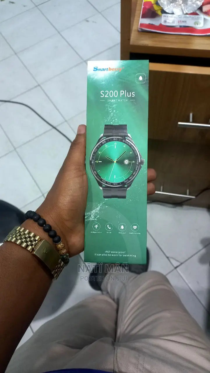 Montre connectee S 200 Plus